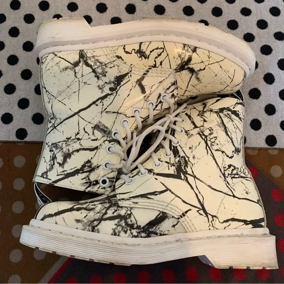 Dr Martens Pascal Marble Leather Boots - Picture 5 of 11